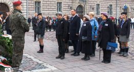 Prezydent Duda złożył wieniec przed Krzyżem Katyńskim